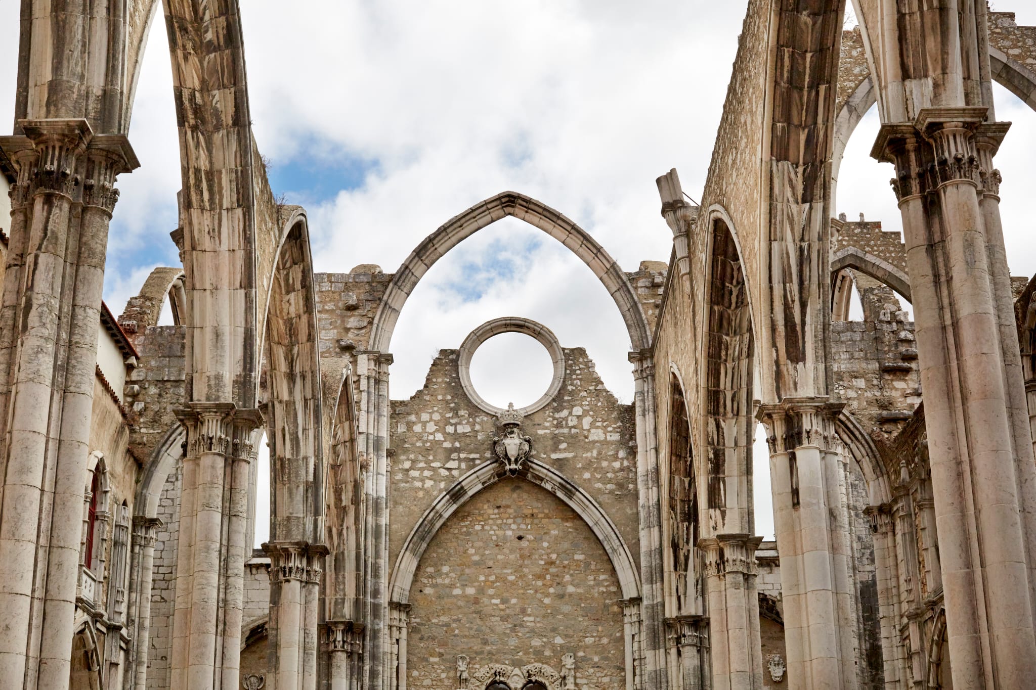 Lisbon Full Day Tour – up to 6 people