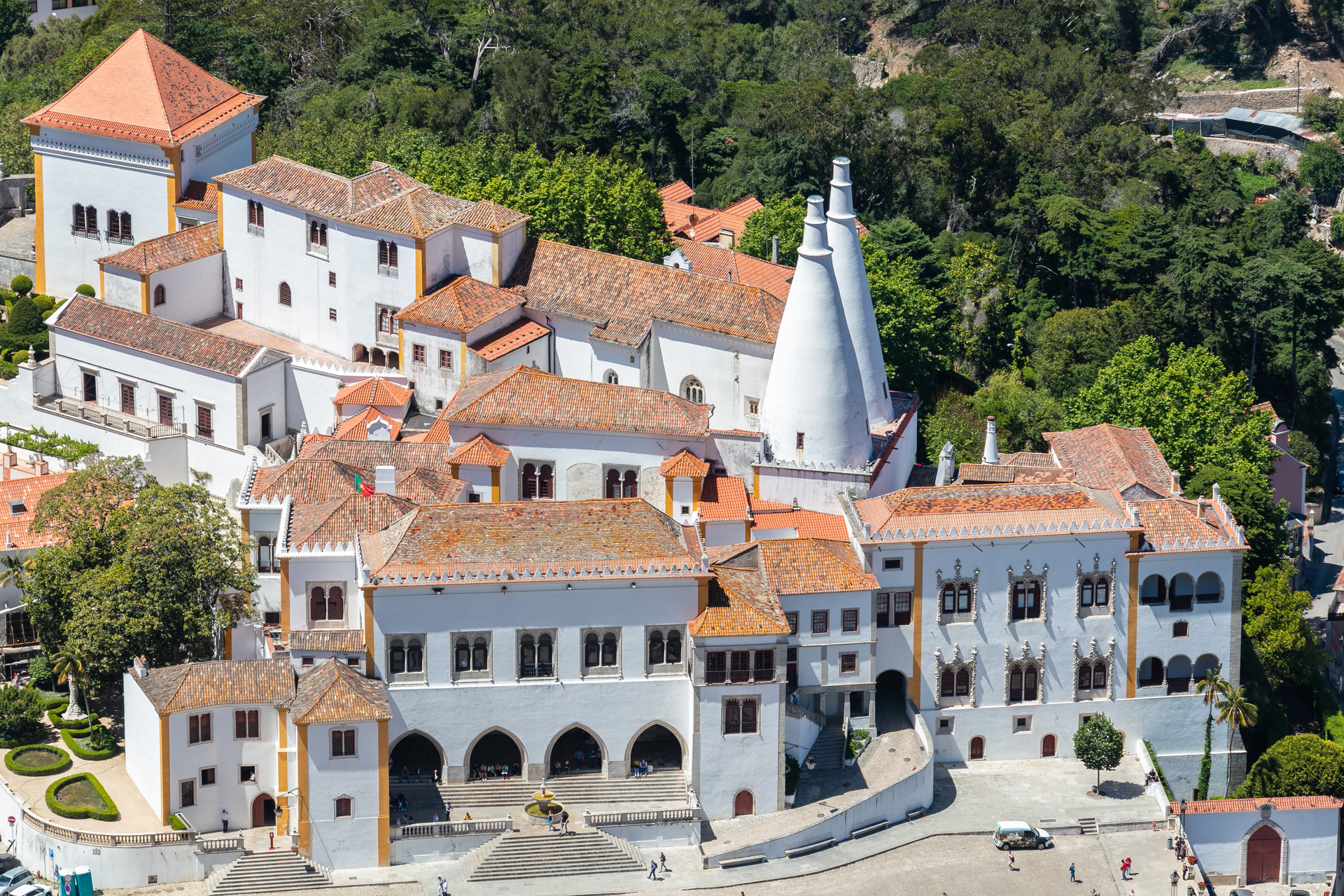Sintra Walking Tour: Palaces & Legends